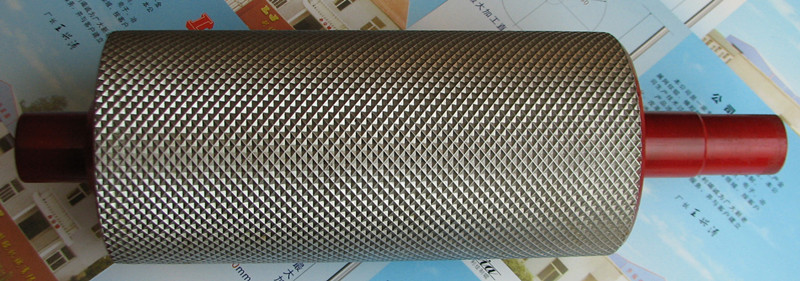 Tipo de la malla del cuadrado del rodillo de Anilox del acero de aleación para la grabación en relieve superficial de la bobina impermeable